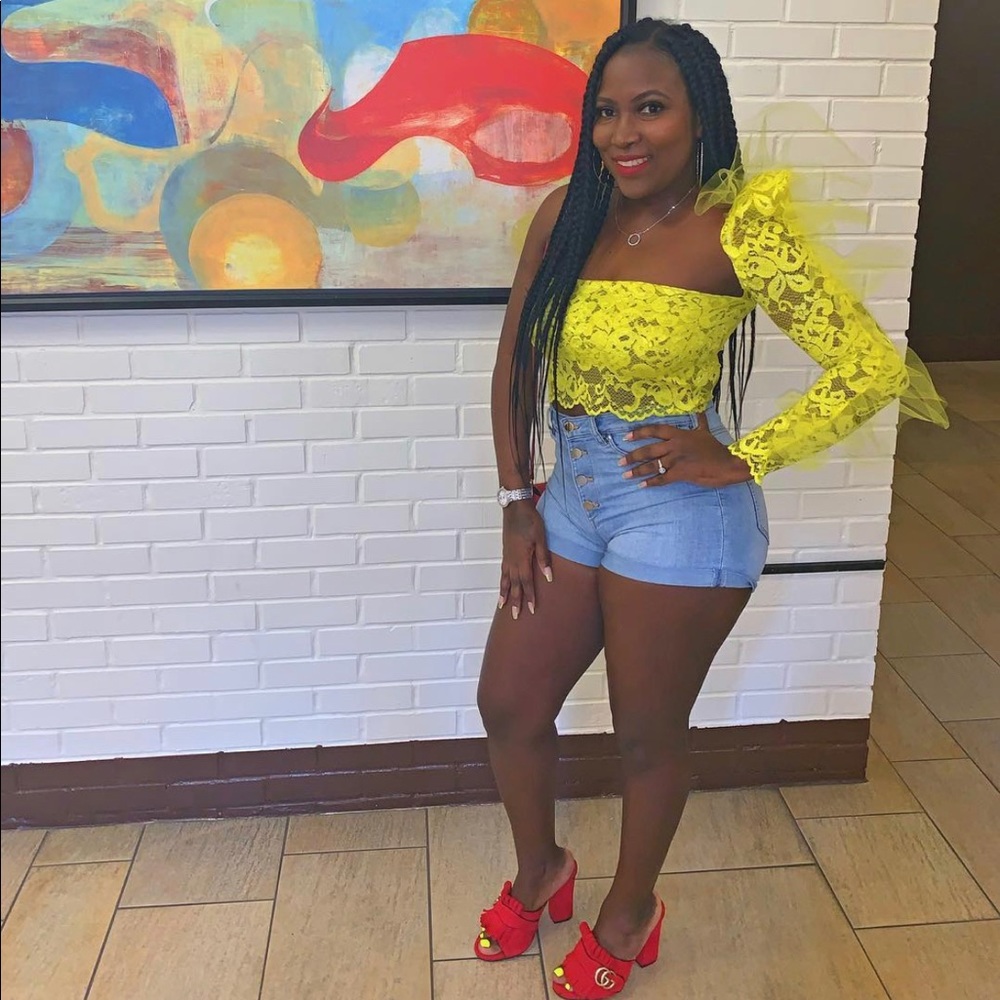 Meet your Posher, Keyana channell